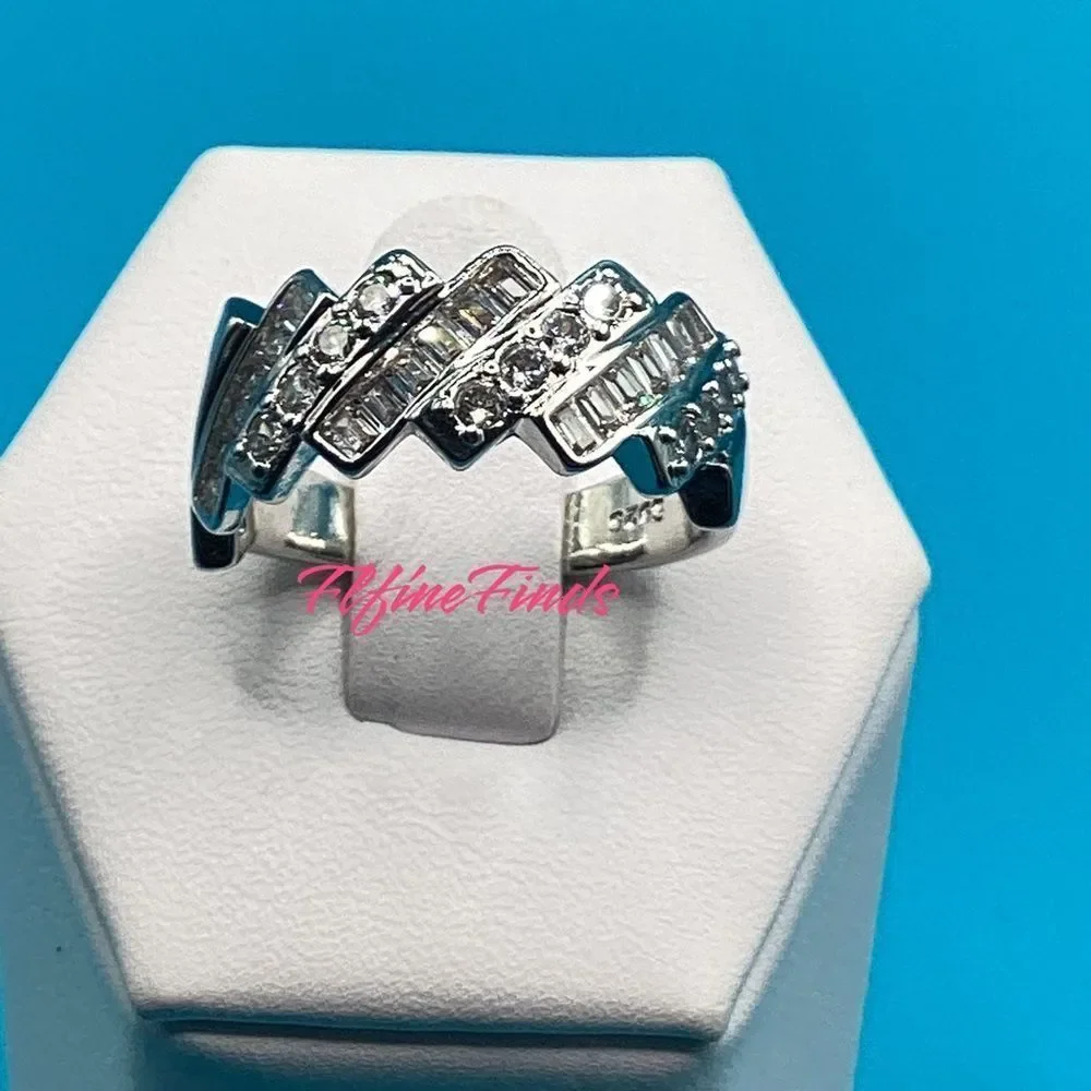 💖💎Stunning Sterling Silver Baguette and Round Diamond Eternity Band Ring💖💎 - Picture 7 of 14